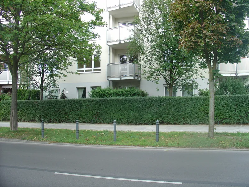 Schöne 2 Zimmer Wohnung in ruhiger Wohnanlage in Berlin- Weißensee — photo 1